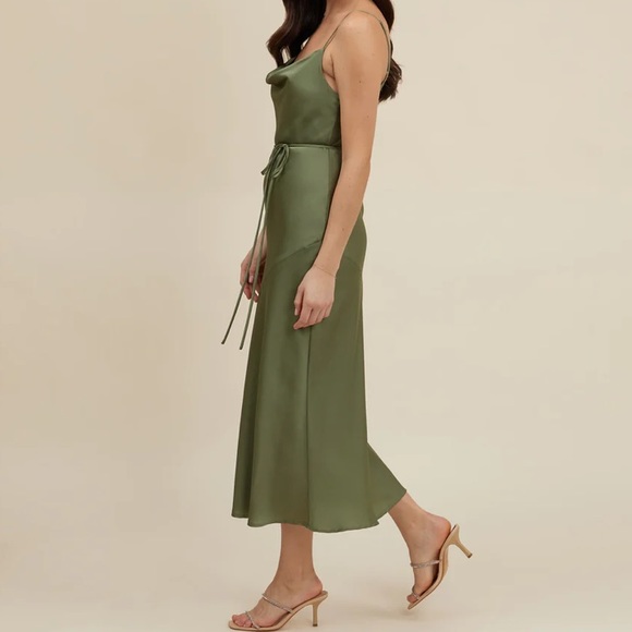 Waldorf Dress - Olive - Picture 5 of 9